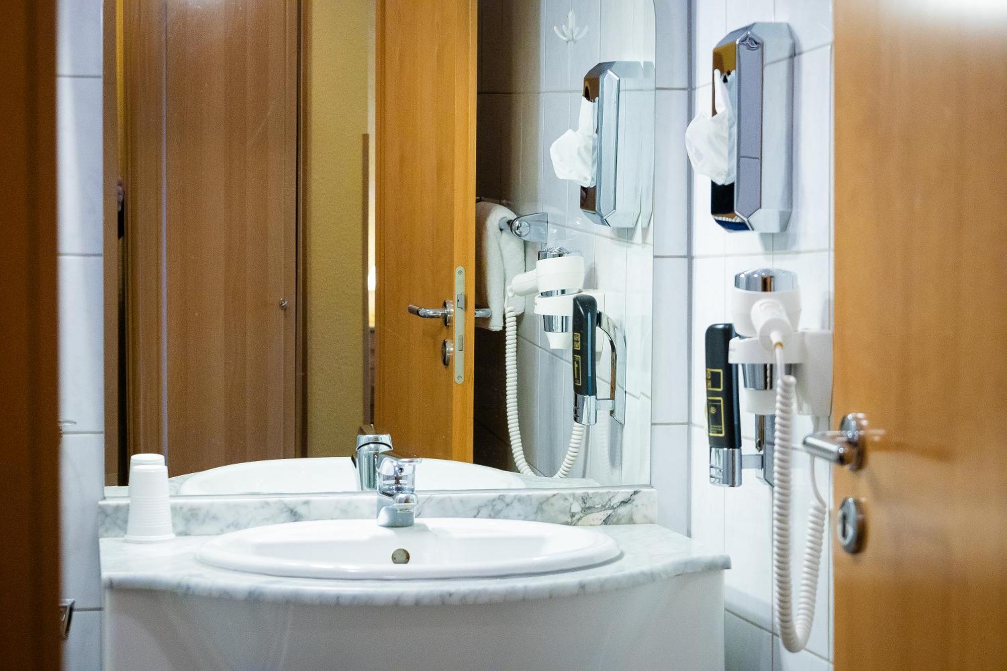 Hotel Restaurant Narasinga Wassenberg Zewnętrze zdjęcie